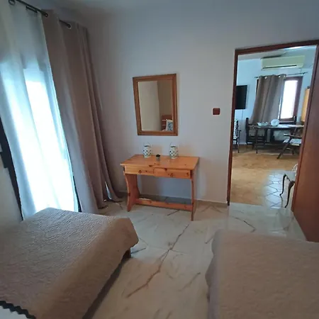 Dolphin Paradise * Sozopoli